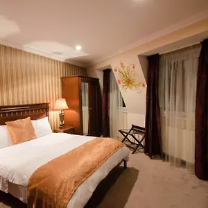 Boutique Monaco Boekarest